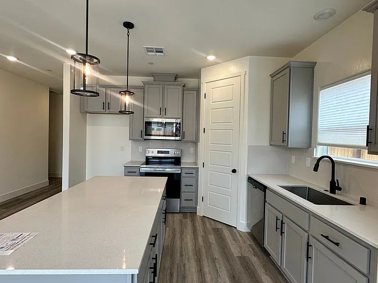 4035 W Sunnyview Ave — Photo 13