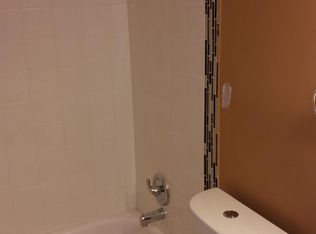 3900 NW 30th Ter APT 4, Lauderdale Lakes, FL 33309