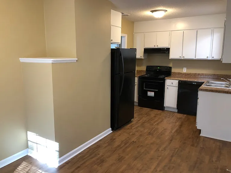 314 Jewell Dr — Photo 13