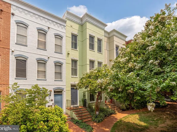 914 4th St SE, Washington, DC 20003