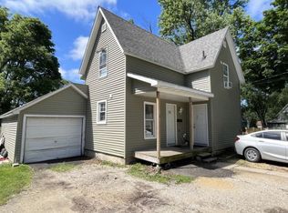 133 Sherman Pl, Dekalb, IL 60115