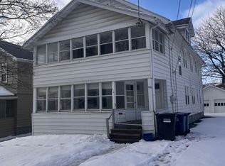 418 Ridgewood Dr #1, Syracuse, NY 13206