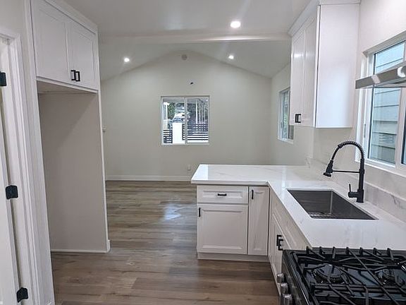2nd image of 1713 N Avenue 56