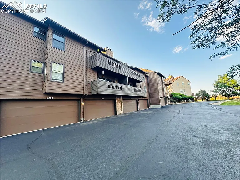 3356 Capstan Way #A — Photo 2