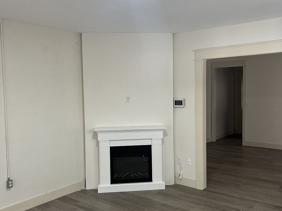 1st image of 136 Rockwood Ave
