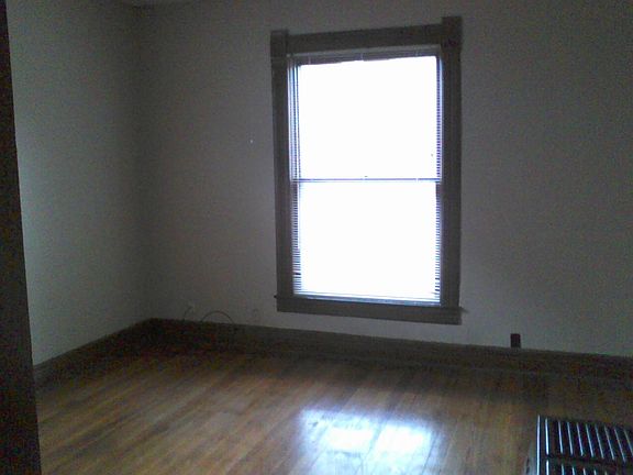 Living room_lots_of_natural_light