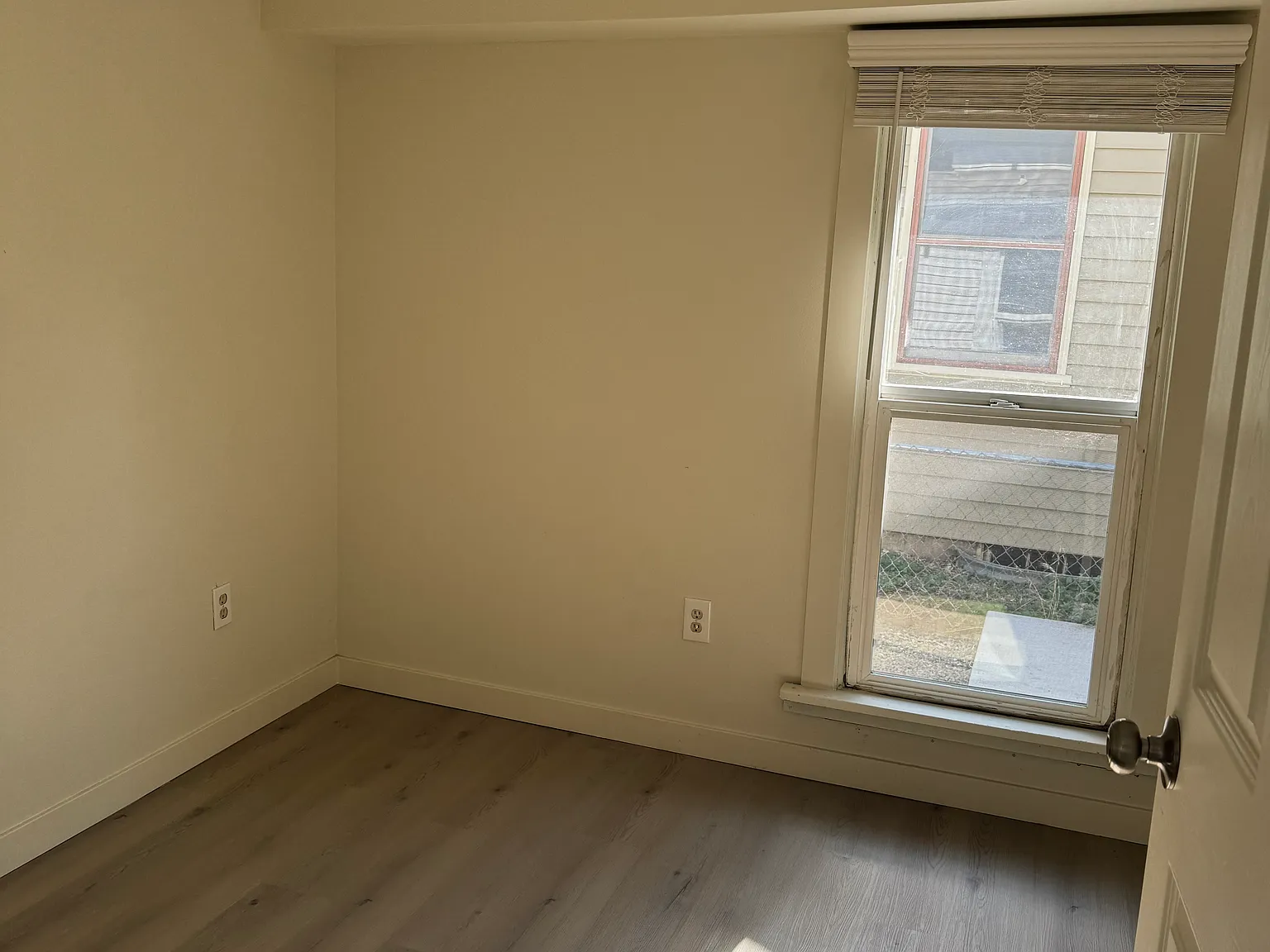 607 Balm St — Photo 4