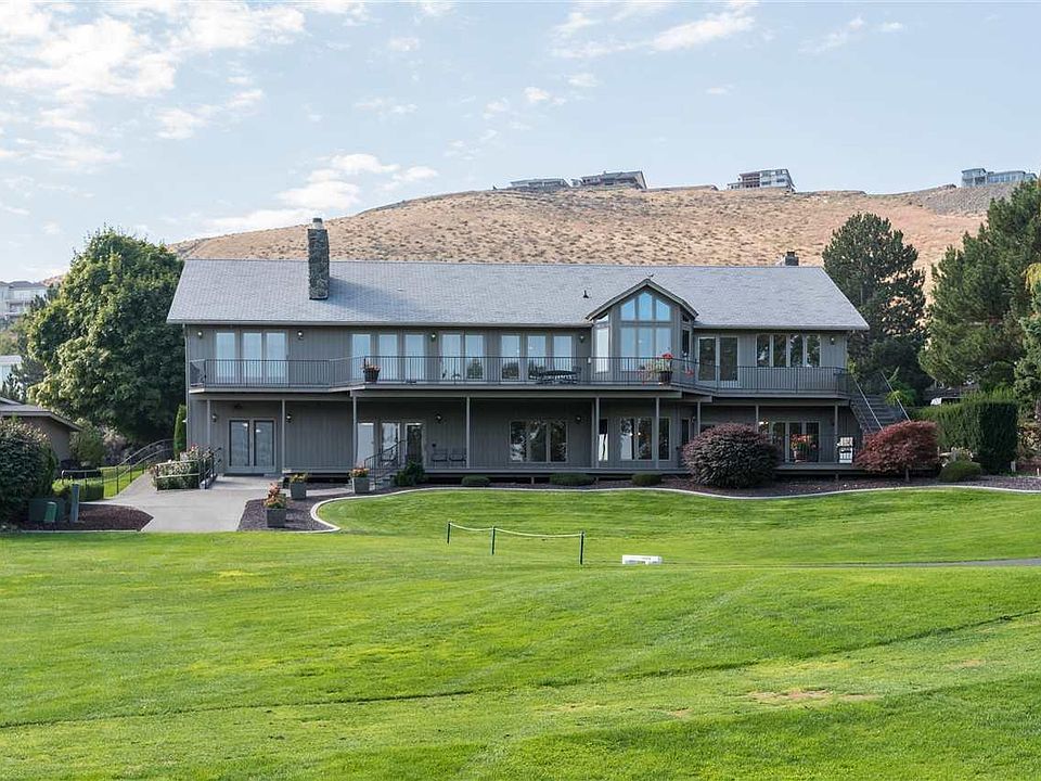 1st image of 200 Hillview Dr