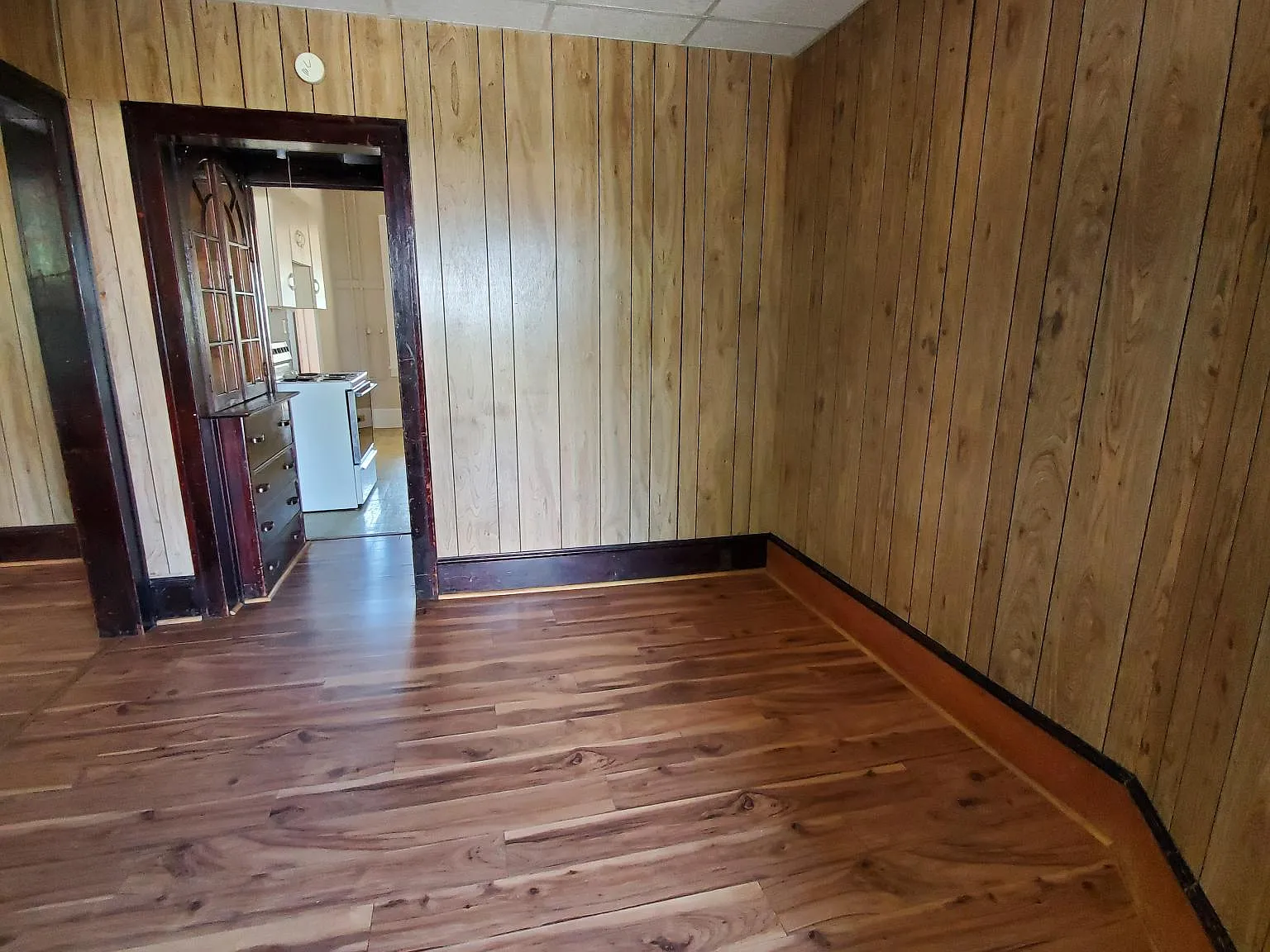 1 bed, 950 sqft, $750 — Photo 3
