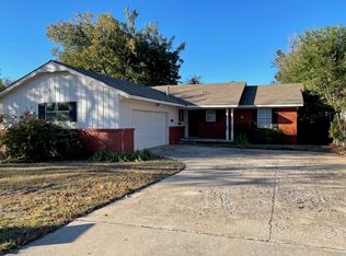5609 NW 62nd St, Warr Acres, OK 73122