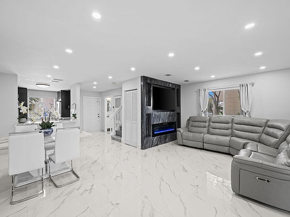 3rd image of 17306 SW 139th Court