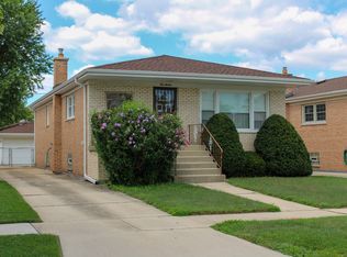 516 Escanaba Ave, Calumet City, IL