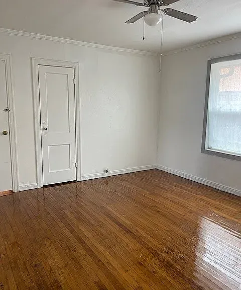 3819 Roseland Ave — Photo 16
