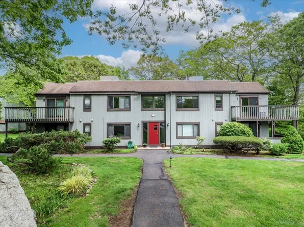 28D Harbour Village, Branford, CT 06405