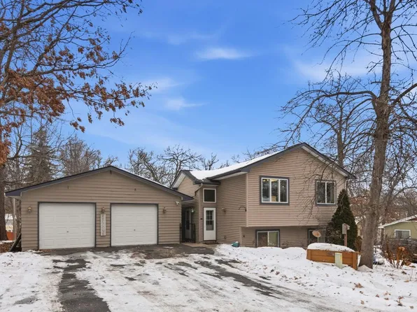 12011 Dogwood St, Zimmerman, MN 55398