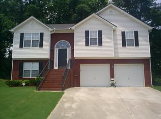 8423 Browns Mill Trce, Lithonia, GA 30038