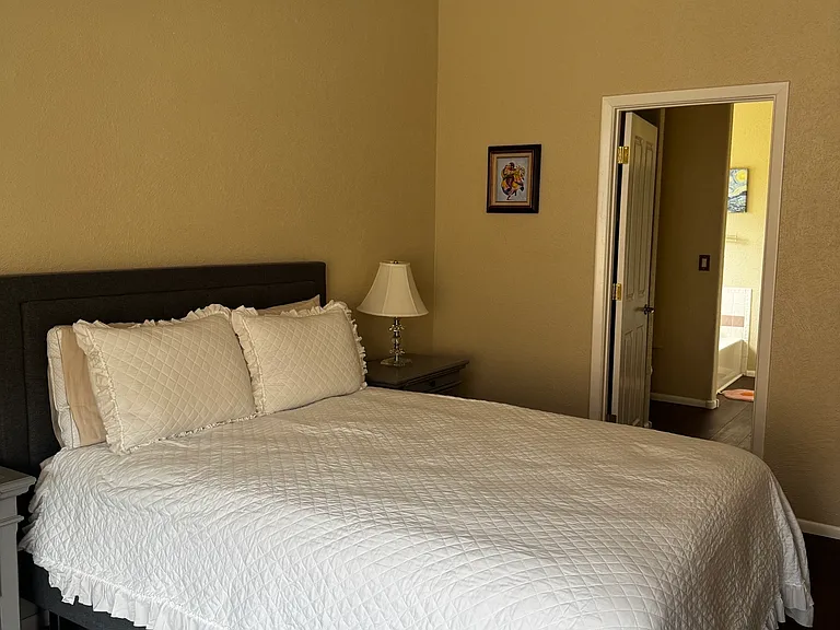 4415 Mountvale Ave NW — Photo 8