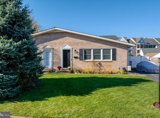 450 Fort Ross Ave, Lititz, PA 17543