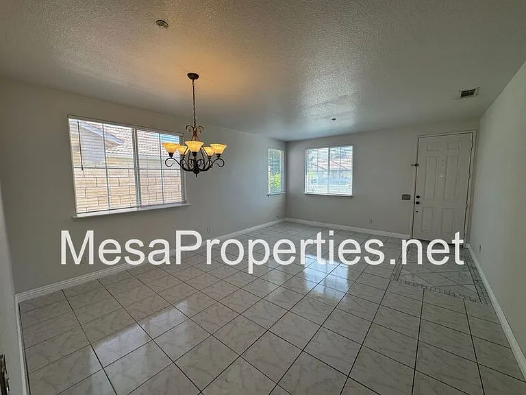 7648 Newberry Ln — Photo 3