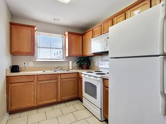 4th image of 803 Felicity St APT 11