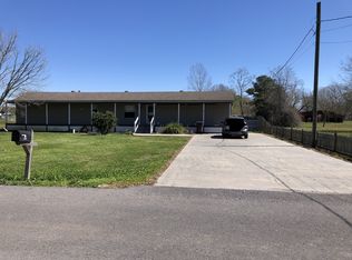 7527 Chris Ln, Lake Charles, LA 70607