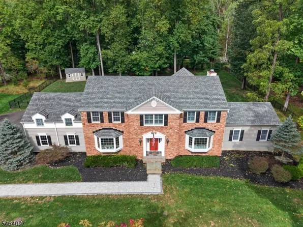 5 Campbells Brook Rd, Readington Twp., NJ 08889