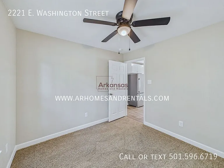 2221 E Washington Ave — Photo 10
