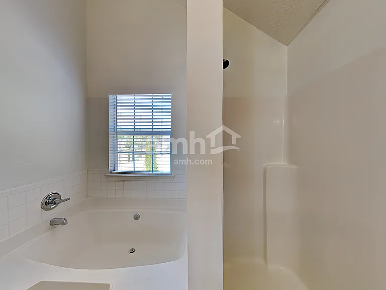 227 Penny Ln — Photo 13