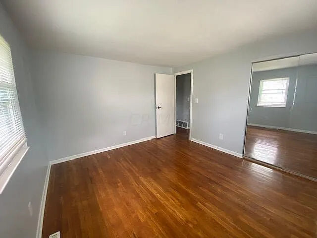 1559 Orson Dr — Photo 7