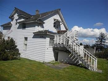 2nd image of 1239 SW Fort Nugent Ave