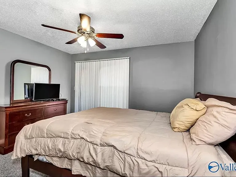 4952 Seven Pine Cir #4952 — Photo 11