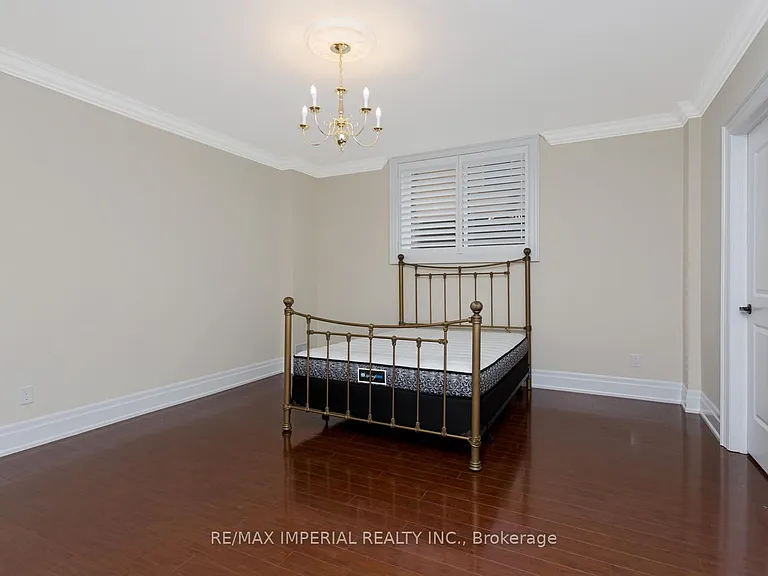 3568 Joan Dr — Photo 33