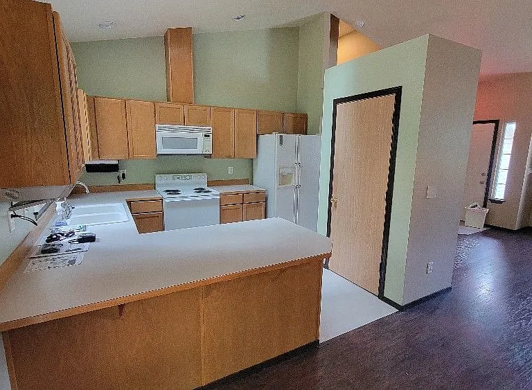 9519 17th Pl NE — Photo 7