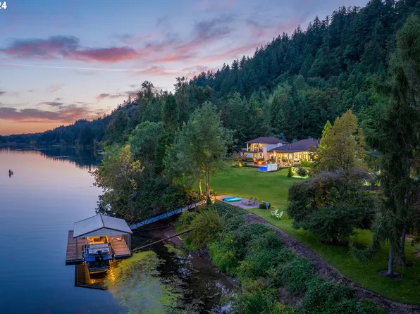 24220 SW Petes Mountain Rd, West Linn, OR 97068