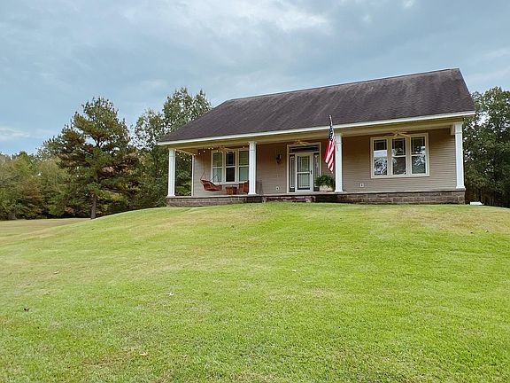 2nd image of 845 Stevenson Rd