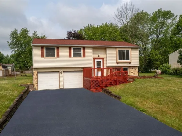 2618 Elizabeth Dr SW, Warren, OH 44481