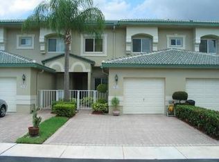 7910 Exeter Blvd E, Tamarac, FL 33321