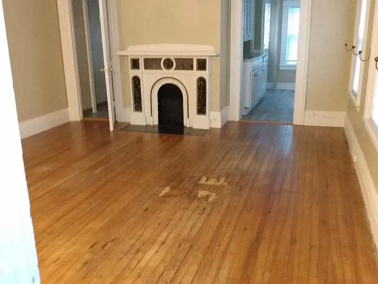 7 Broad St #4 — Photo 4