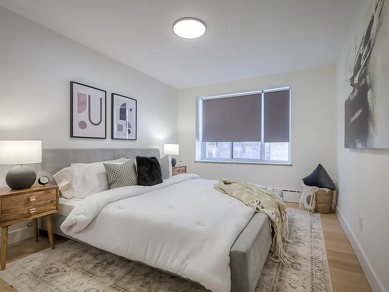 420 Eglinton Ave E #405 — Photo 18
