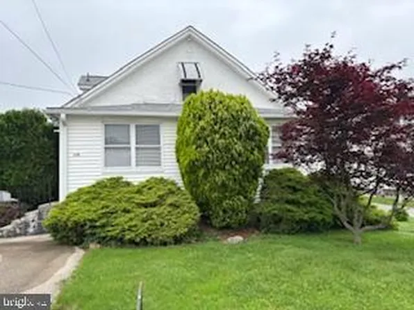 1128 Galbraith Ave, Upper Chichester, PA 19061