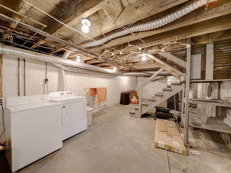 71 E Maynard Ave — Photo 13