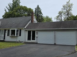 5 Pershing Rd, Windsor Locks, CT 06096