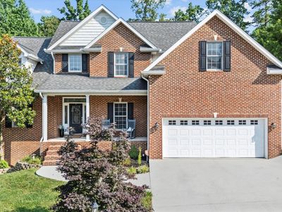 901 Crown Ridge Ln, Powell, TN, 37849