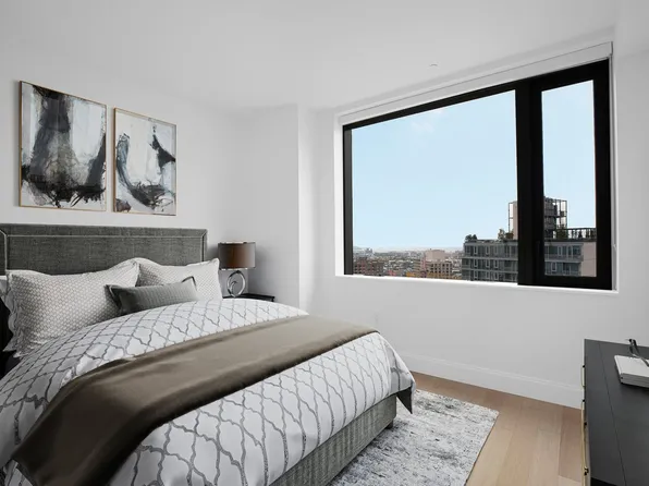 10 City Point image 5 of 28