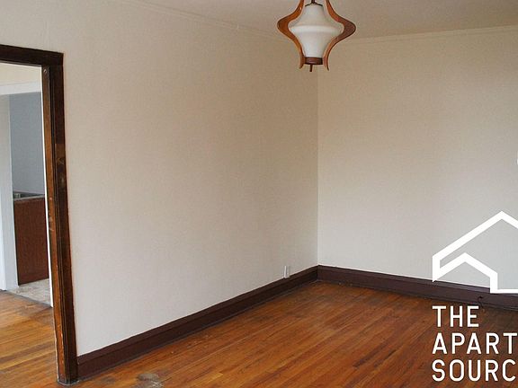 3rd image of 2712 N Spaulding Ave #1II