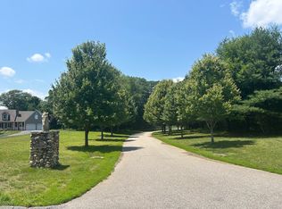 82C Pires Drive, Montville, CT 06370