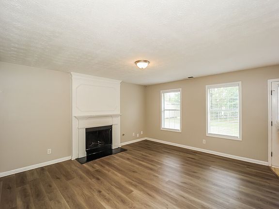 5th image of 2141 Silva Ct