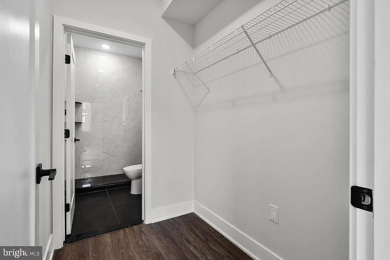 3 bed, 1350 sqft, $2,595 — Photo 4