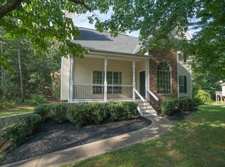 6065 Julian Rd, Gainesville, GA 30506