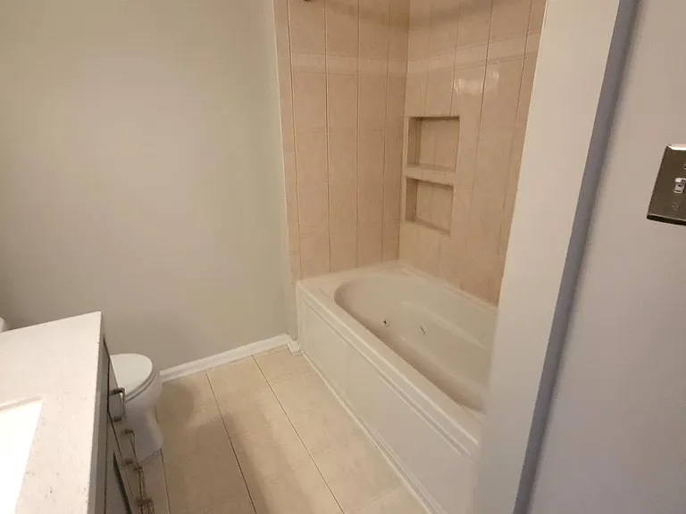 8702 Castlerock Ct — Photo 42